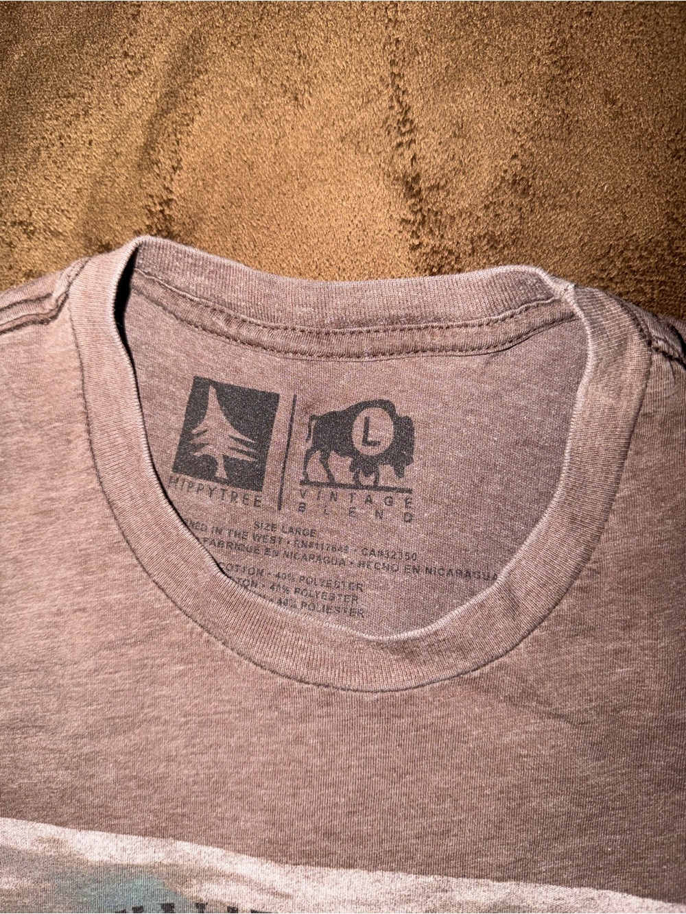 HippyTree T-Shirt - Picture 2 of 3